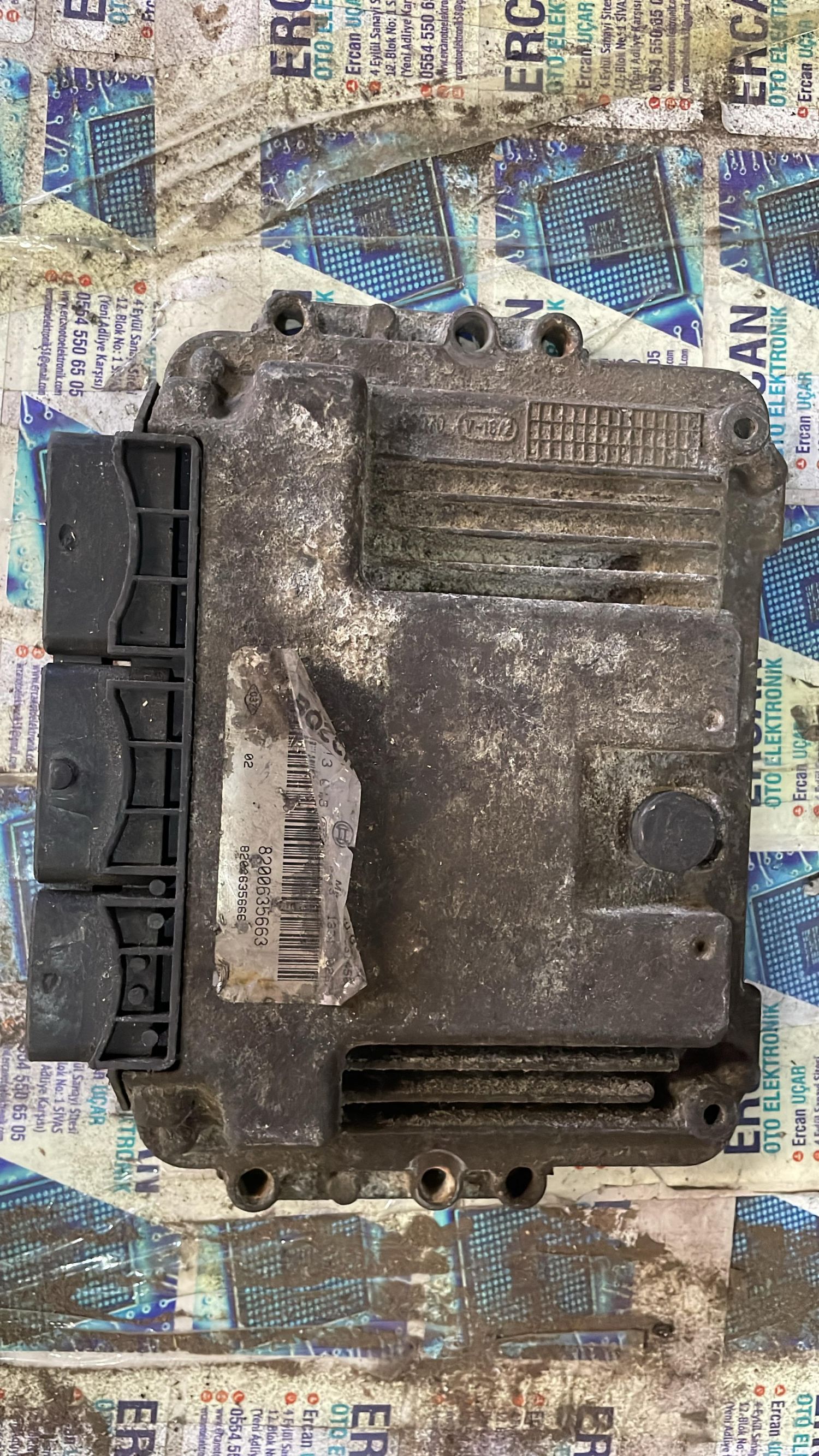 0281013364 Renault Master 2.5 DCI Motor Beyni